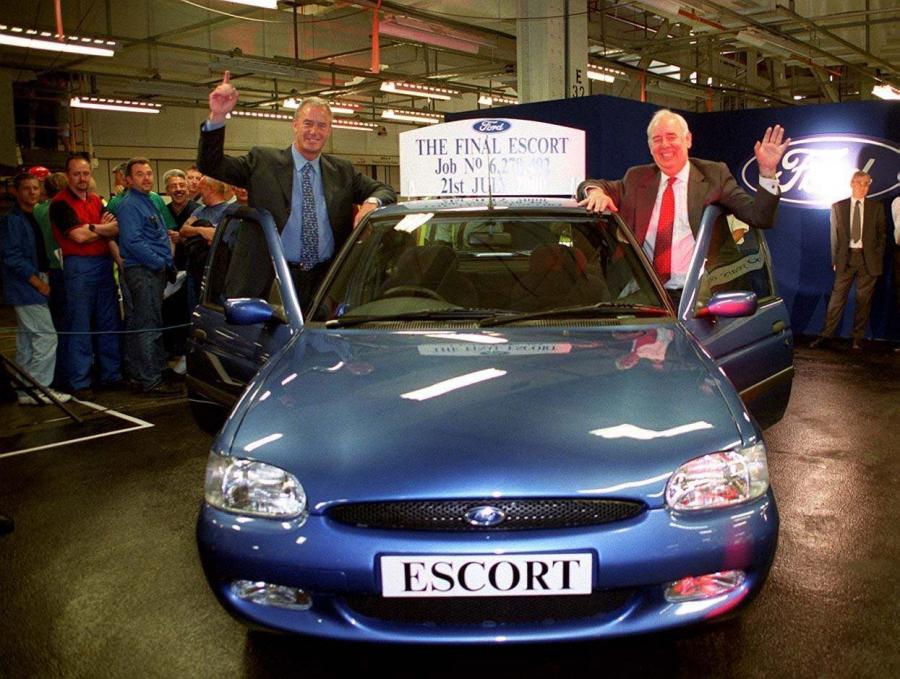  Ford Escort 1995 года  (фото 4 из 43)